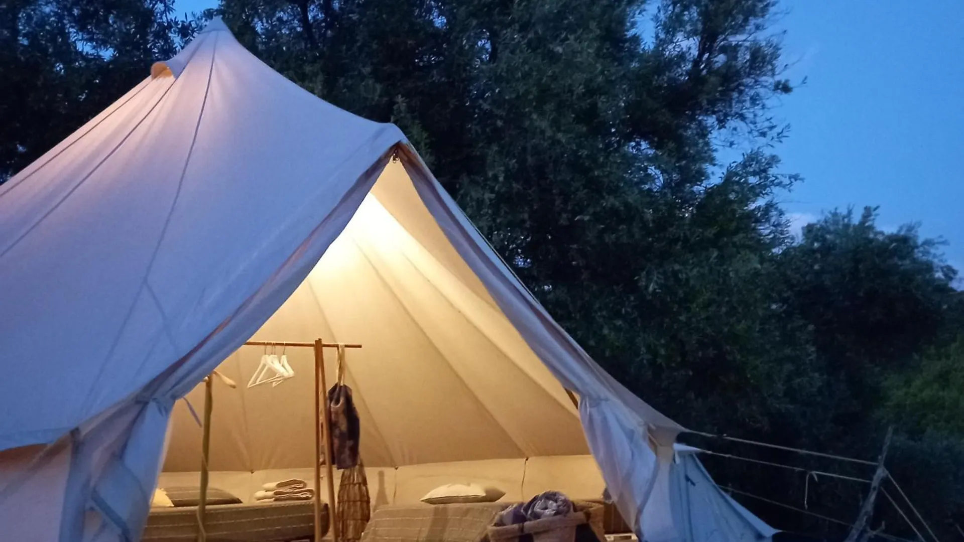 Shauri Glamping Hotel Noto Luxury tent