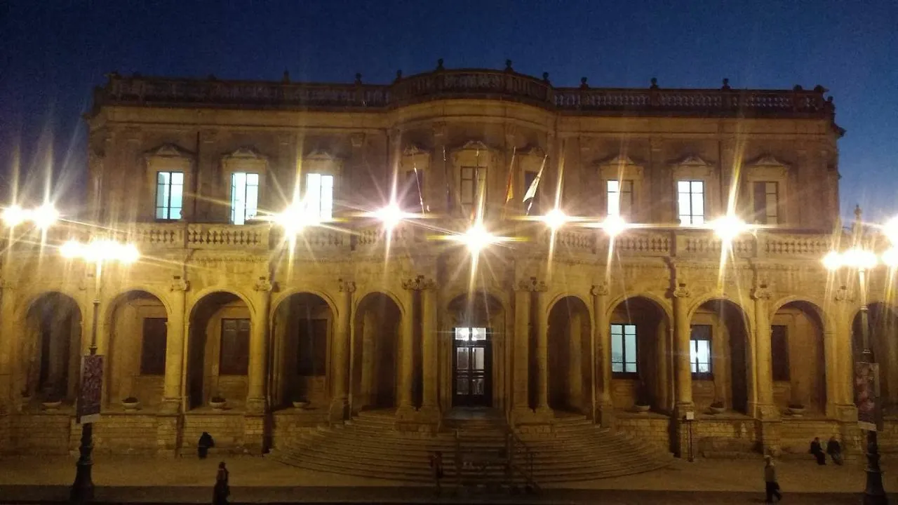 Shauri Glamping Hotel Noto
